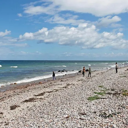 Holiday Buskrosevej Sjaellands Odde I *